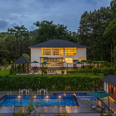 Hotel Vismita County Chikmagalūr Esterno foto