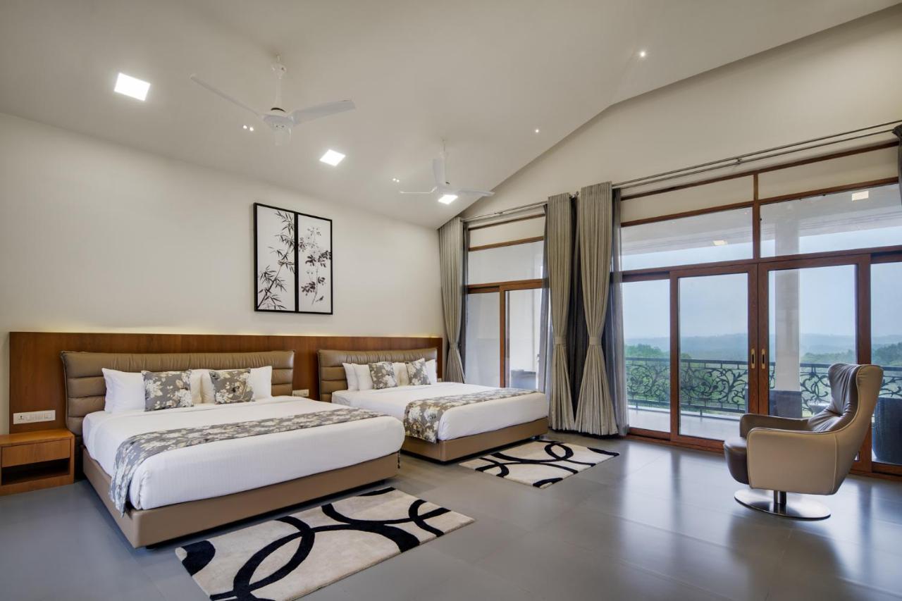 Hotel Vismita County Chikmagalūr Esterno foto