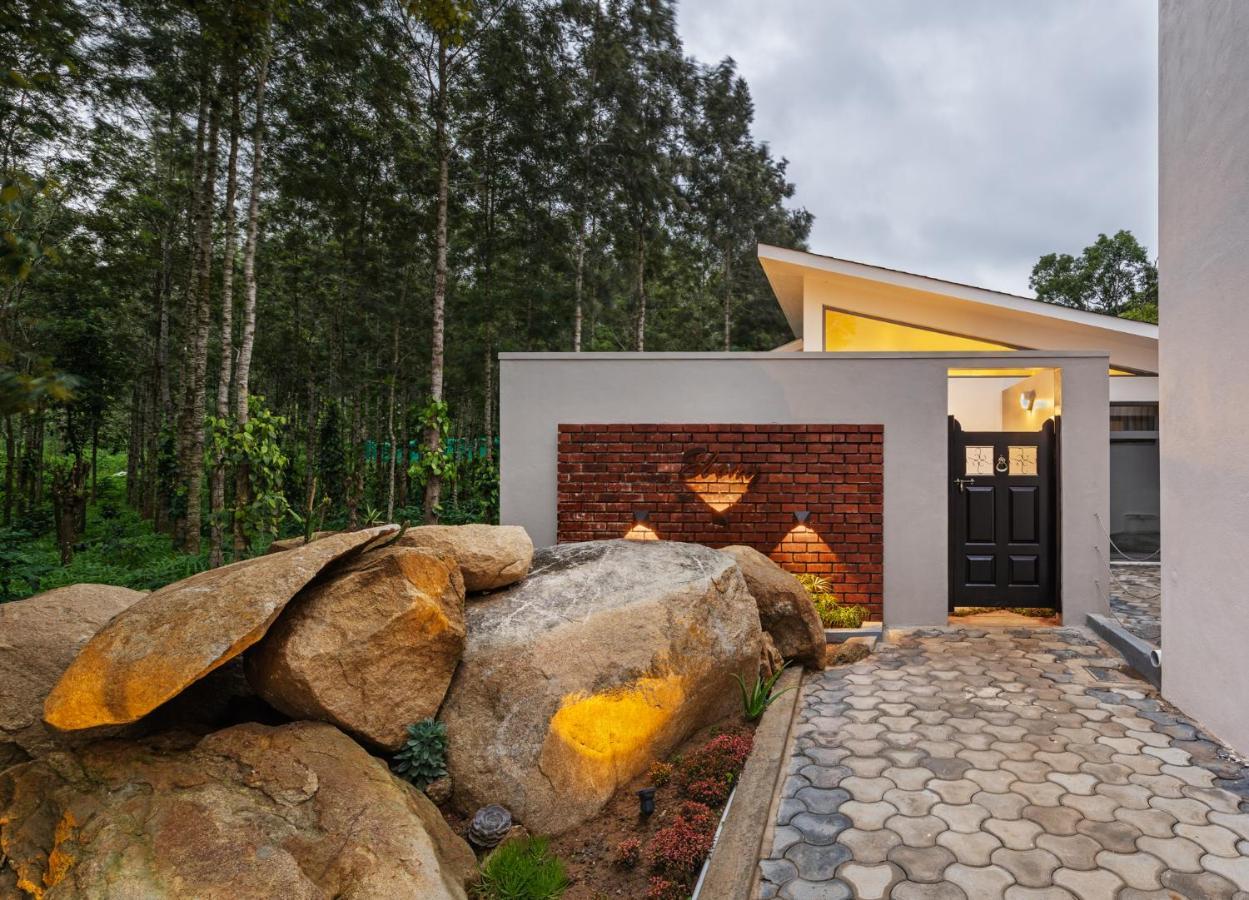 Hotel Vismita County Chikmagalūr Esterno foto
