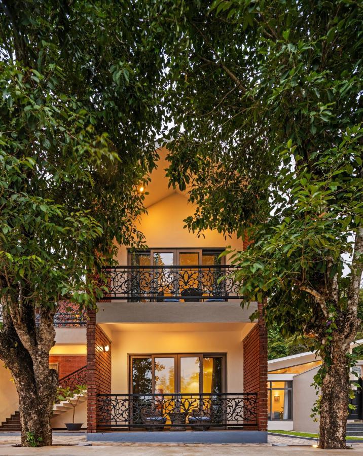 Hotel Vismita County Chikmagalūr Esterno foto